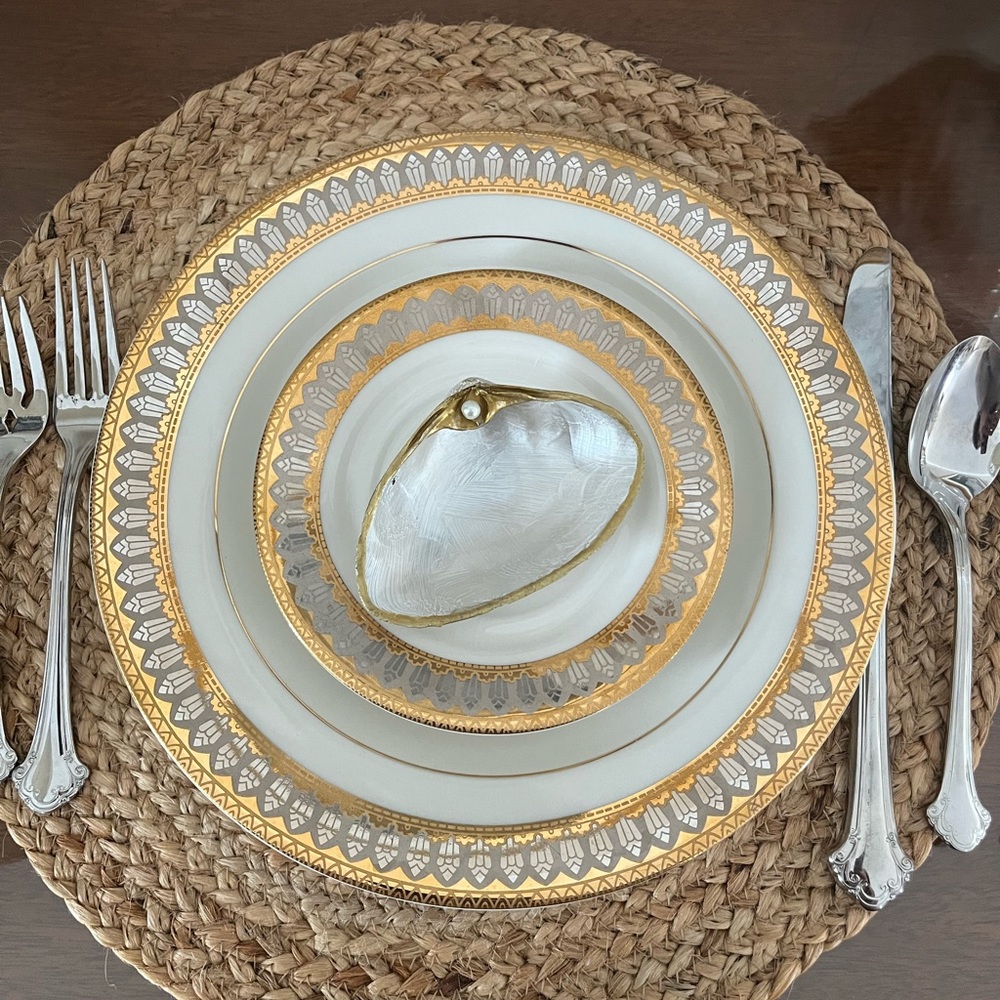 🌻6-Pearl painted and gold embossed shells with pearl - Picture 16 of 16